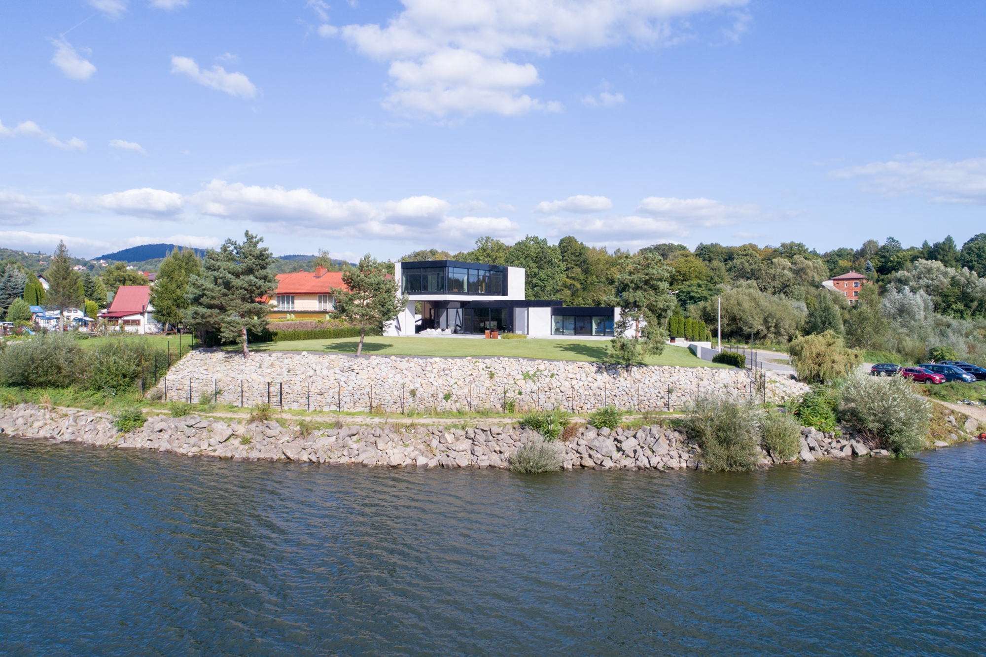 RE: Lakeside house, czyli dom nad jeziorem od REFORM Architekt
