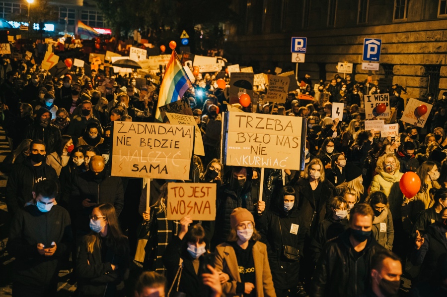 Protesty w Poznaniu - marsz kobiet ulicami Poznania